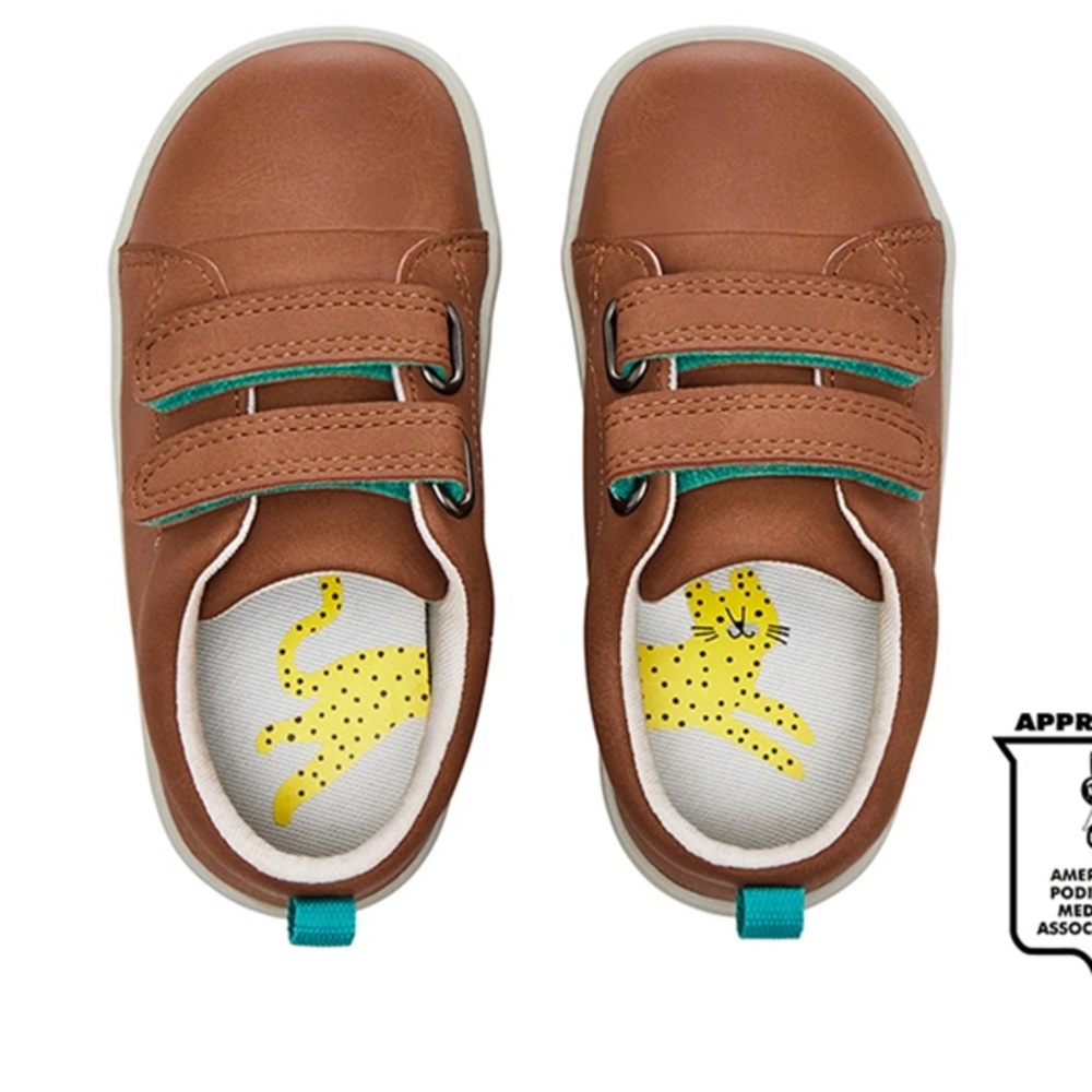 Ten little TWO PAIRS - first walker & everyday original shoes, brown and sage!